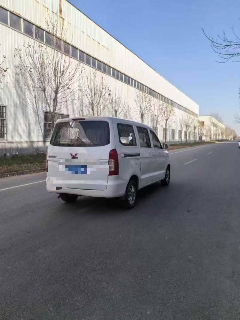 菏泽22年五菱汽车宏光8