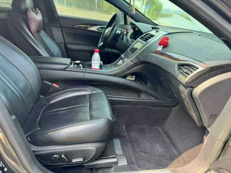 枣庄17年林肯MKZ9