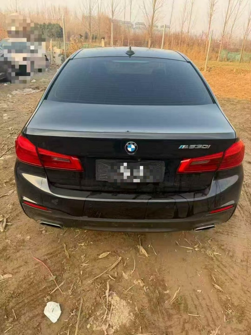 菏泽17年宝马5系9