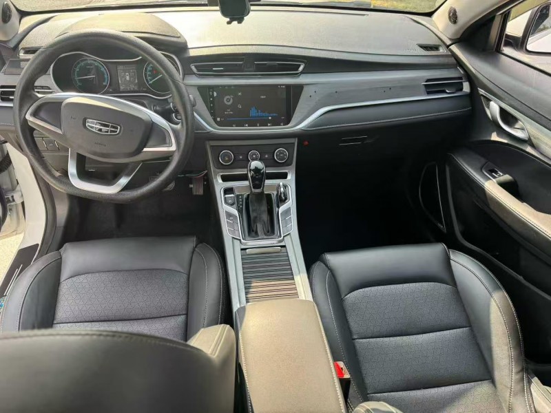 杭州21年吉利帝豪5