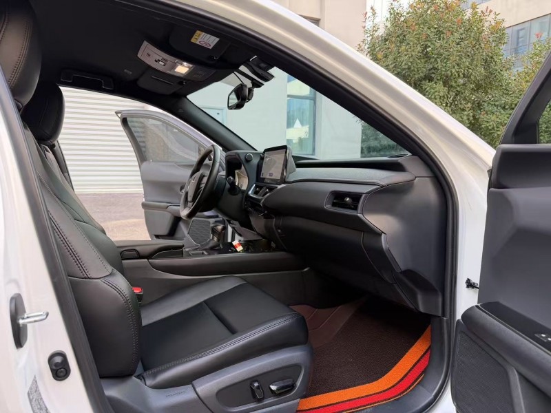 徐州23年雷克萨斯UX4