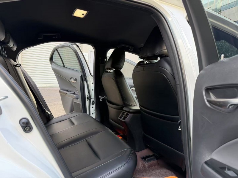 徐州23年雷克萨斯UX6