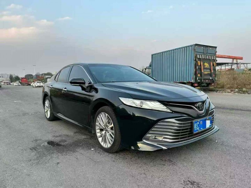 柳州19年丰田凯美瑞3