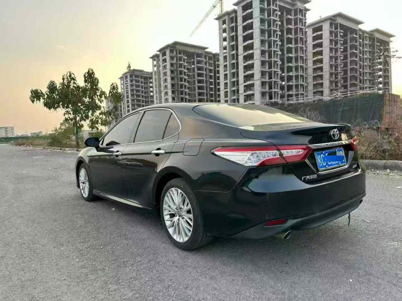 柳州19年丰田凯美瑞4