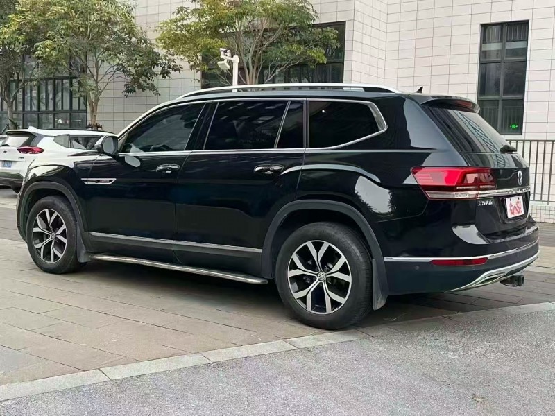 佛山19年大众途昂4