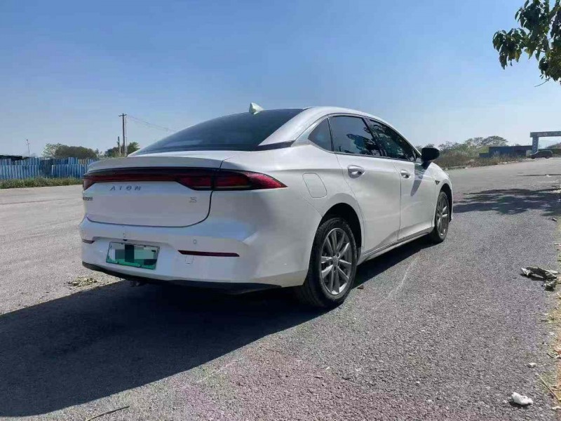 柳州24年传祺埃安S5