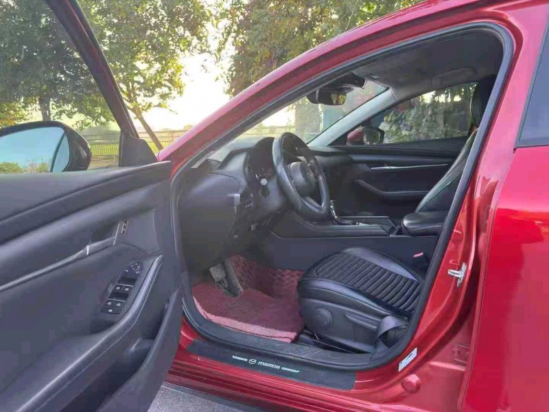 柳州22年马自达昂克赛拉5