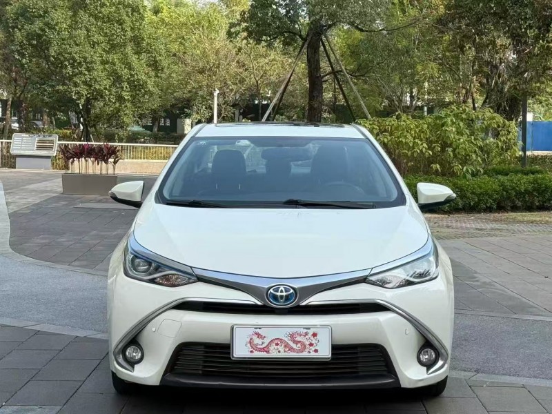 佛山17年丰田雷凌1