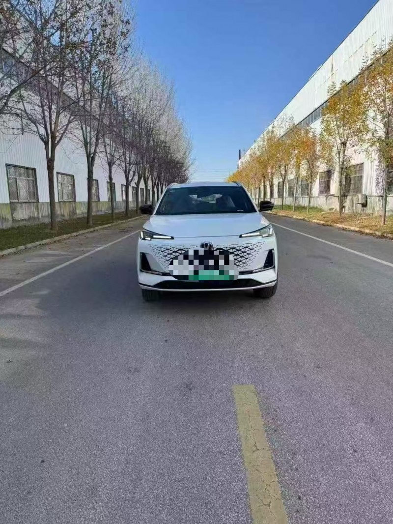 菏泽25年长安汽车CS551