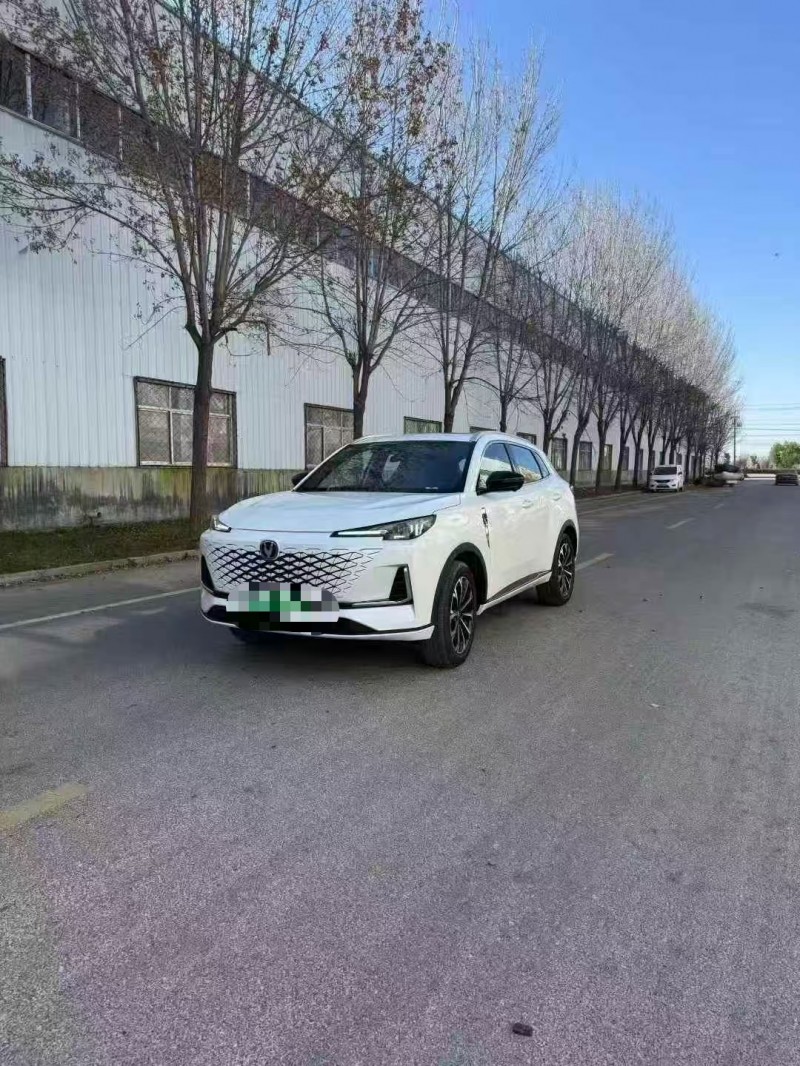 菏泽25年长安汽车CS553