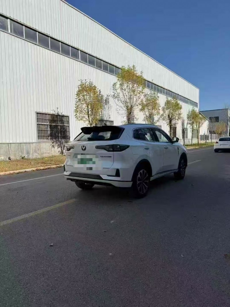 菏泽25年长安汽车CS556