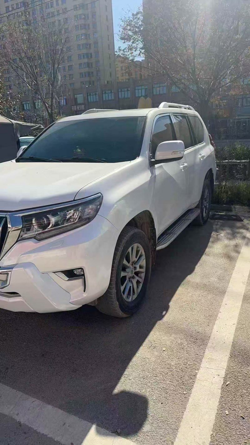 菏泽20年丰田普拉多3