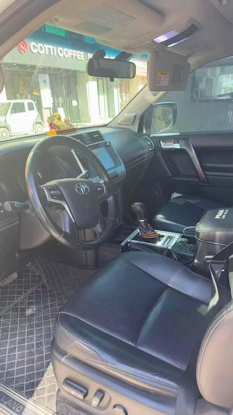 菏泽20年丰田普拉多5