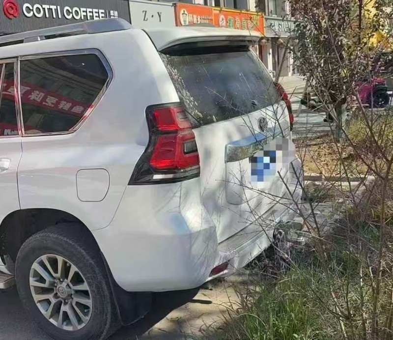 菏泽20年丰田普拉多6