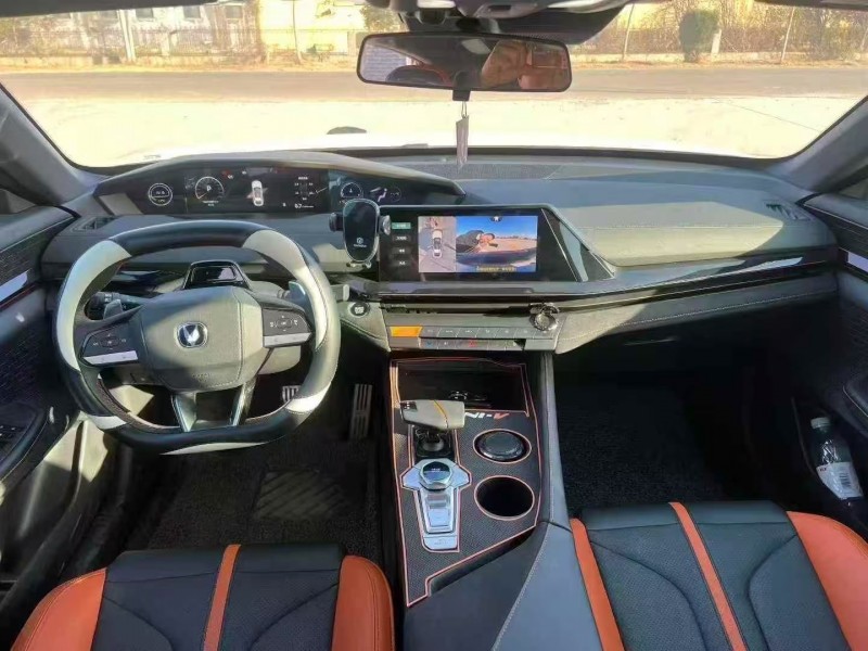 菏泽25年长安汽车UNI6