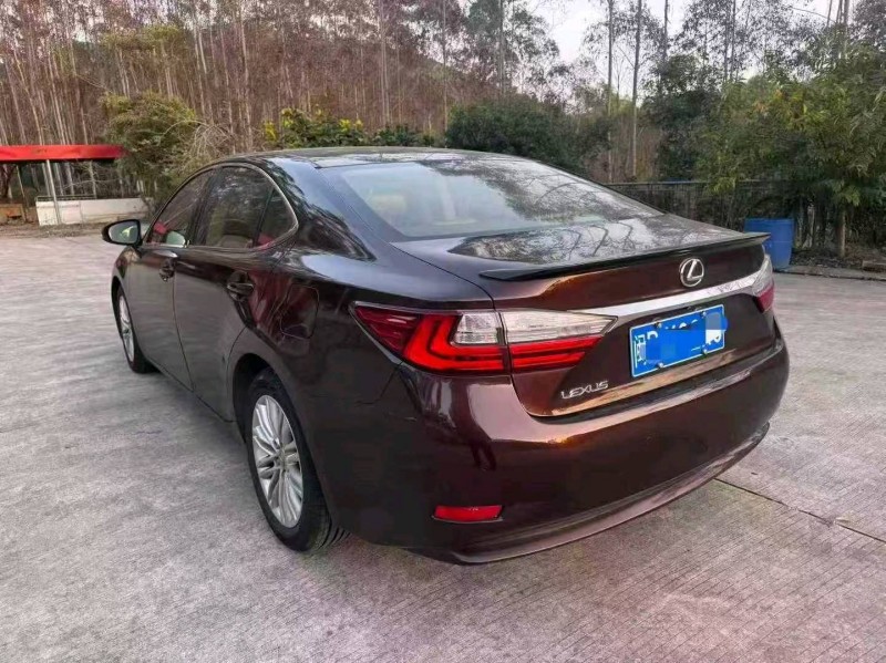 泉州16年雷克萨斯ES6