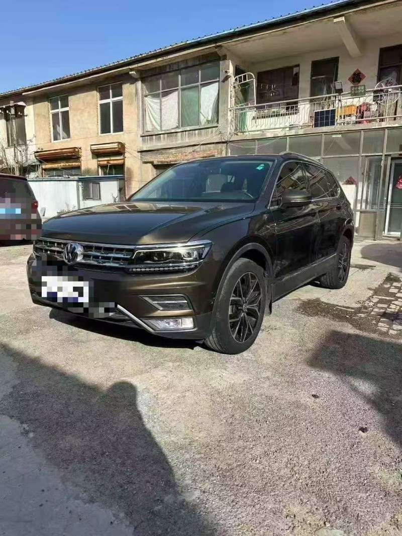 菏泽17年大众途观3