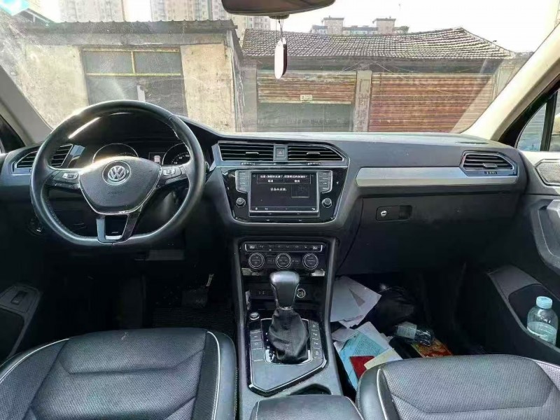 菏泽17年大众途观5