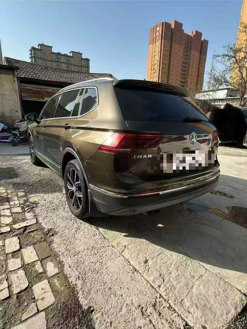 菏泽17年大众途观8