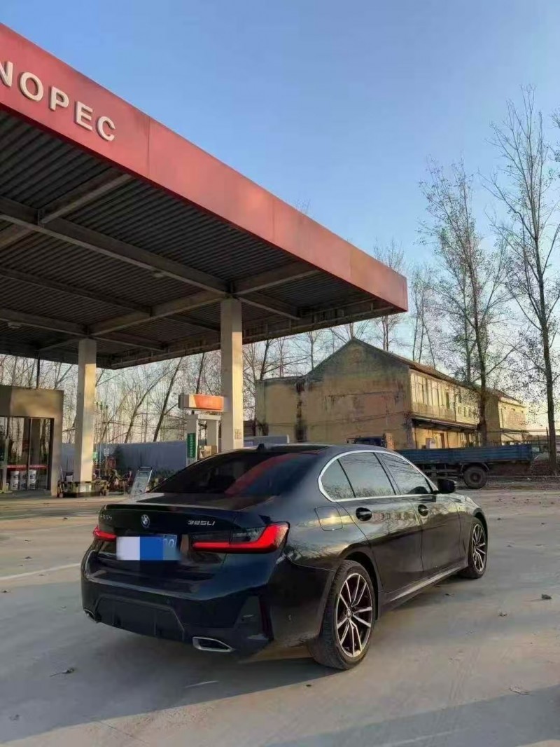 菏泽23年宝马3系8