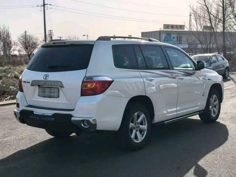 大同11年丰田汉兰达7