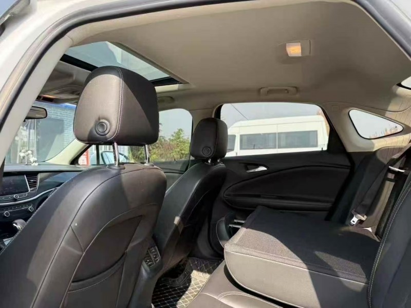 菏泽22年别克威朗5