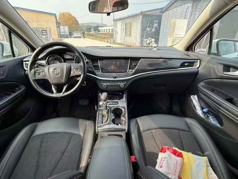 菏泽22年别克威朗6