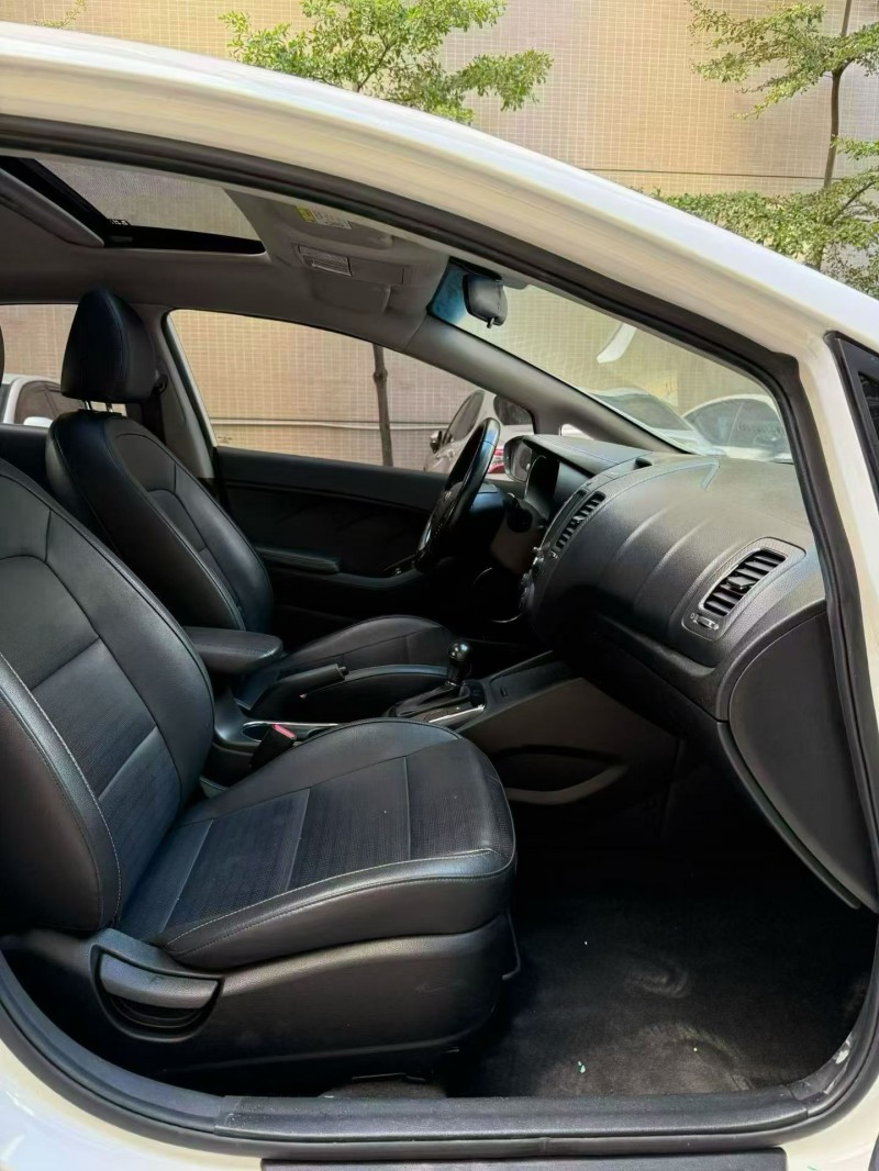 佛山19年起亚K37