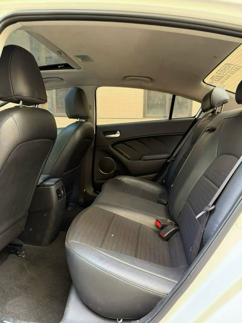 佛山19年起亚K39