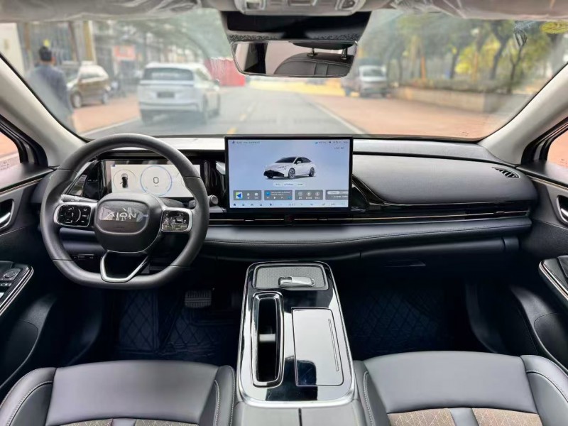 广州25年传祺埃安S4