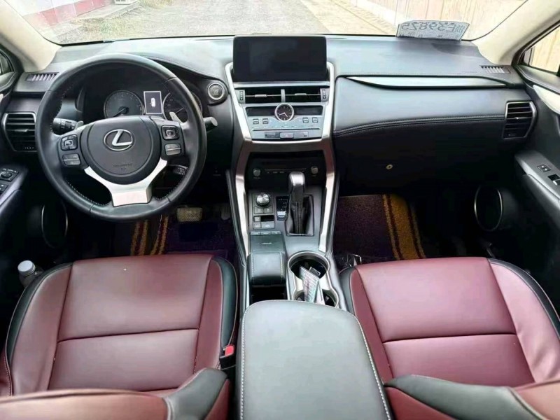 临沂21年雷克萨斯NX8