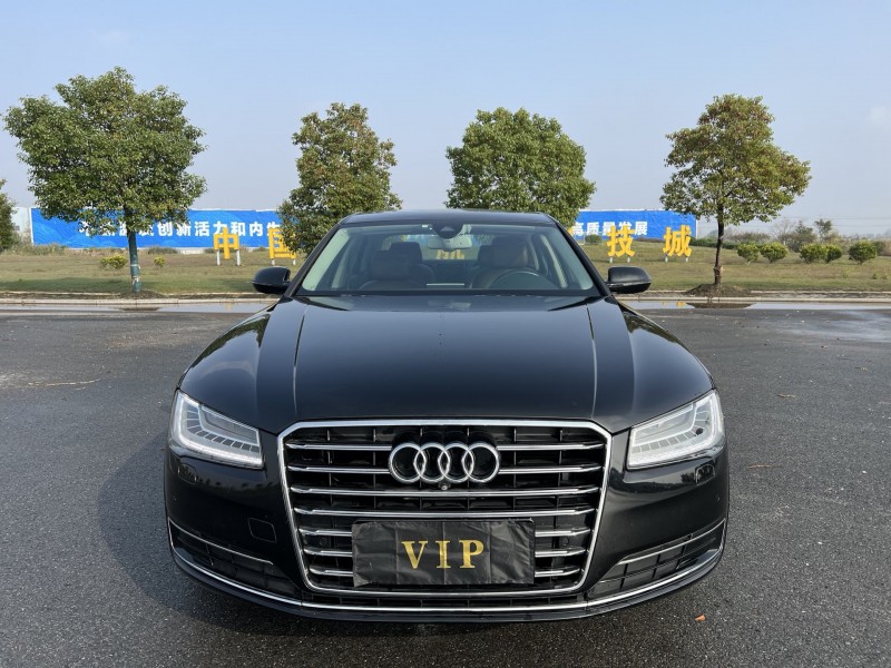 盐城17年奥迪A8L1