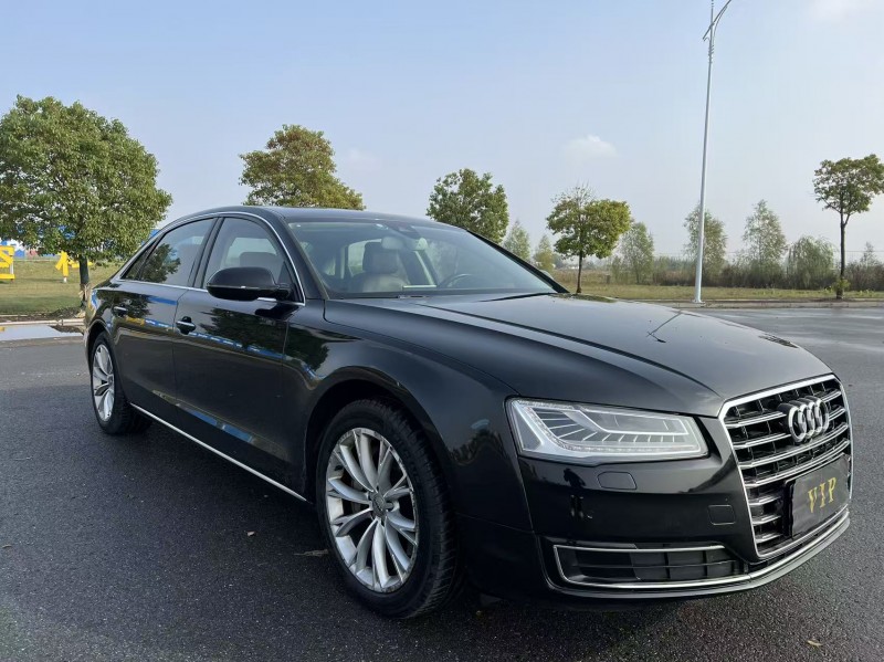 盐城17年奥迪A8L2