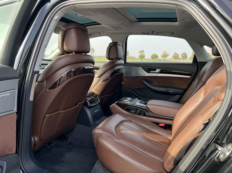 盐城17年奥迪A8L5