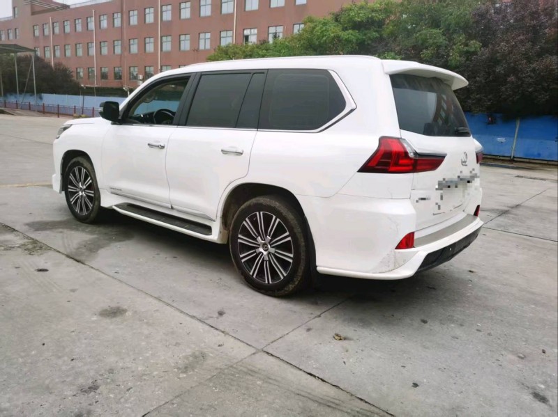 渭南19年雷克萨斯LX5