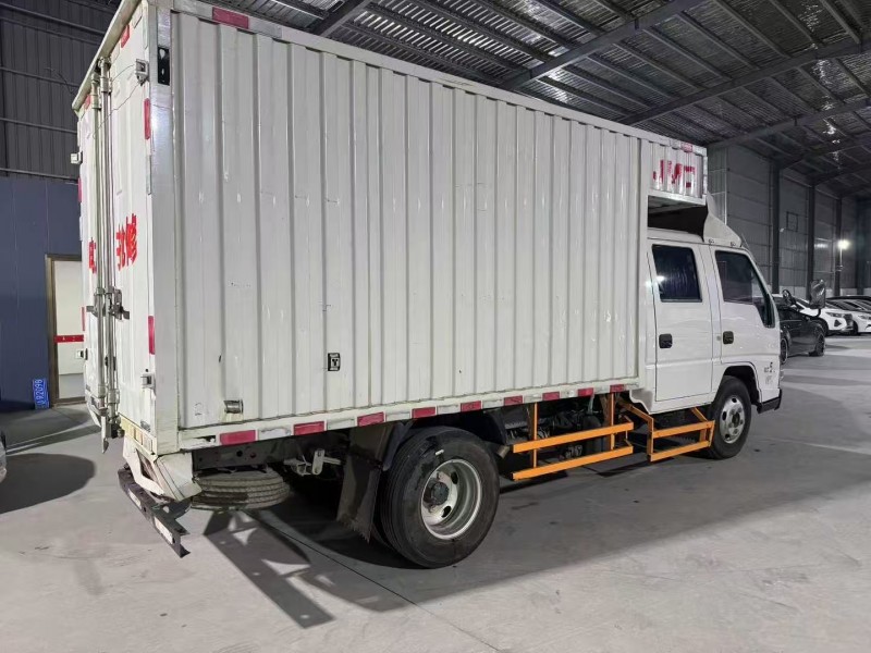 广州23年江铃顺达7