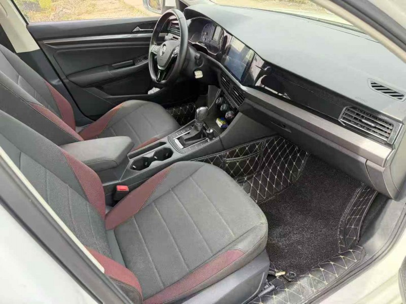 中山19年大众宝来5