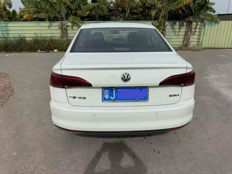 中山19年大众宝来8