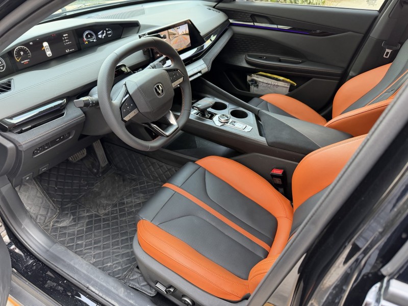 济宁25年长安汽车UNI5