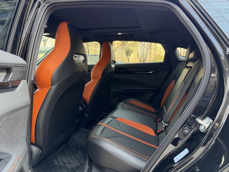 济宁25年长安汽车UNI6