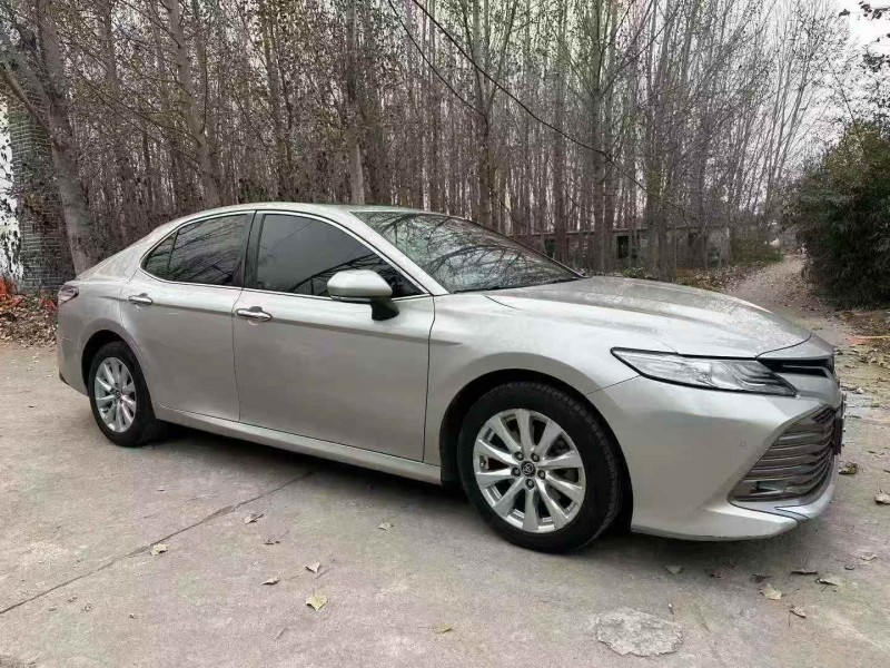 枣庄19年丰田凯美瑞2