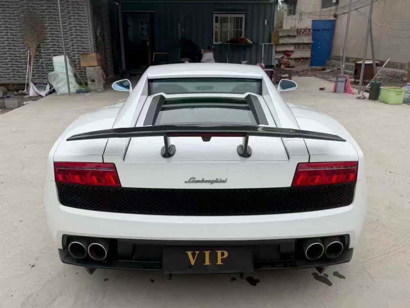 济宁13年兰博基尼LP550-29