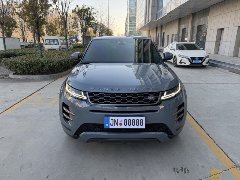 济宁20年路虎极光1