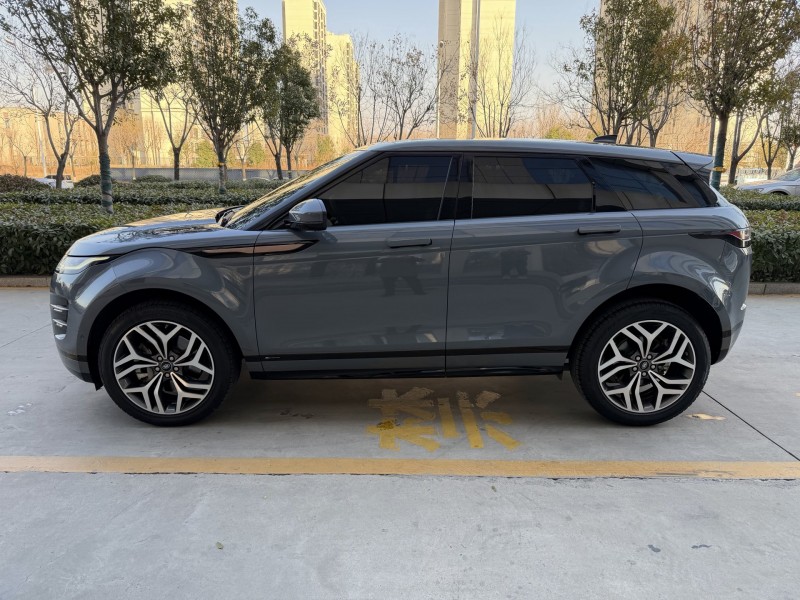 济宁20年路虎极光7