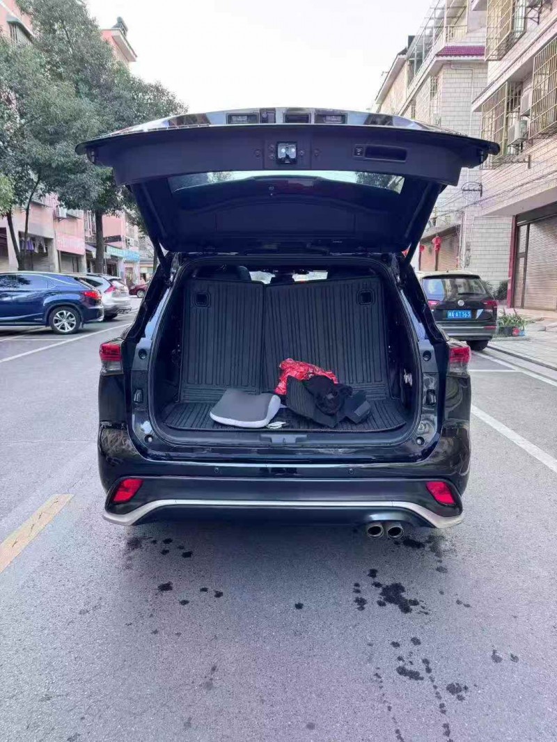 衡阳23年丰田皇冠8