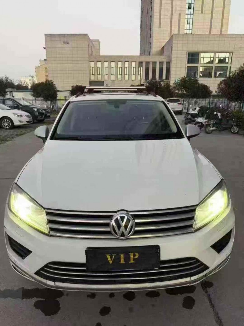 十堰16年大众途锐2