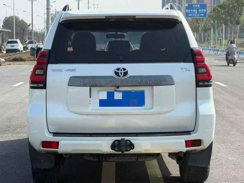 铜川18年丰田普拉多9