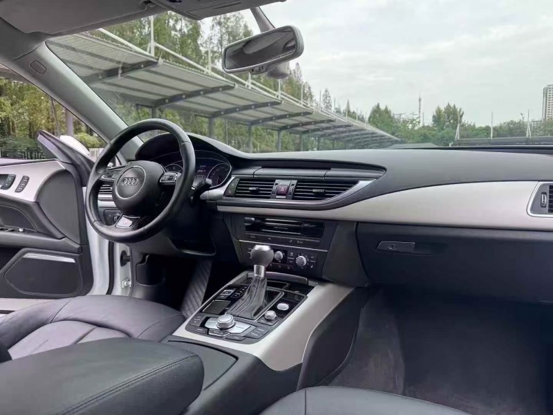 徐州17年奥迪A7L4