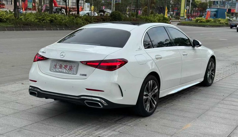 阳江24年奔驰C9