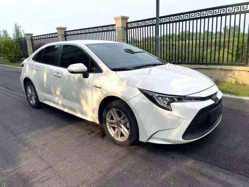 厦门23年丰田雷凌3